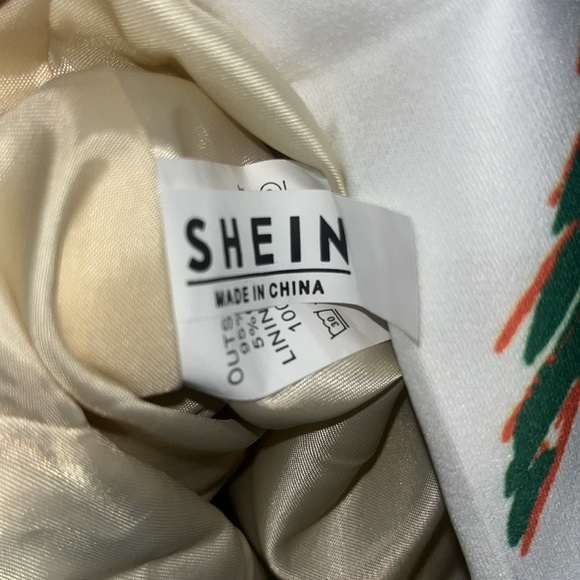 EUC! | Aveloria fruit print blazer | sz Small - Picture 7 of 7